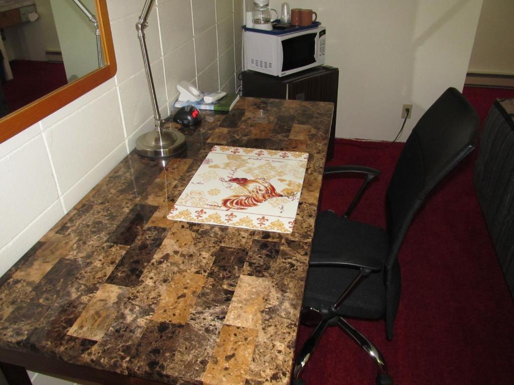 Hide Away Inn Dryden Esterno foto